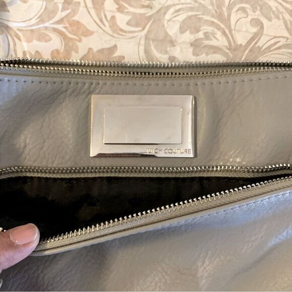 Juicy Couture Gray Leather Crossbody Handbag Logo on Strap Gorgeous - Picture 3 of 13